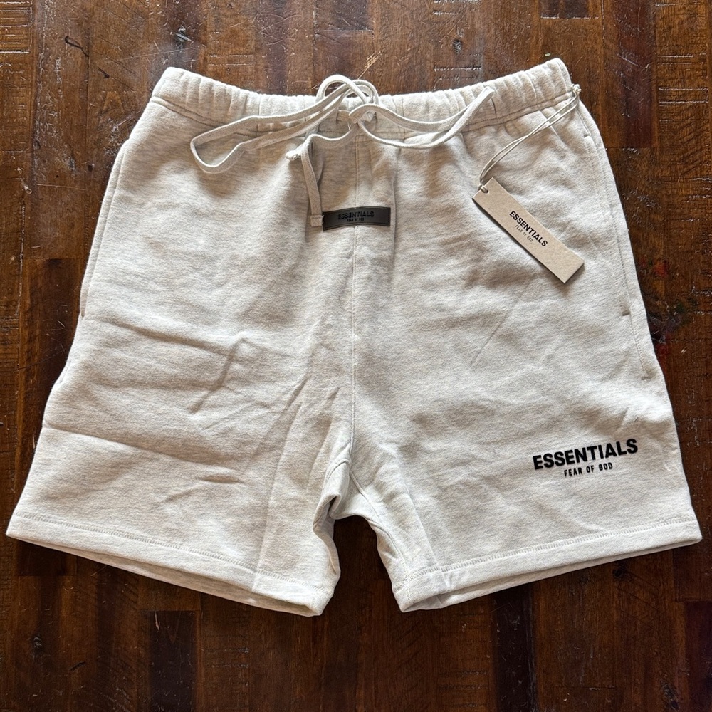 Men's Essential Fear of God Shorts